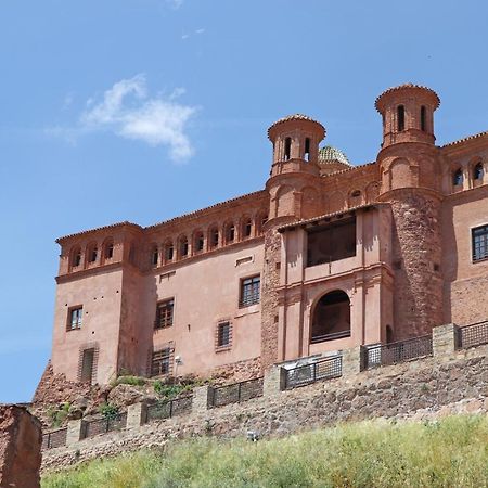 Hospederia Palacio Papa Luna Illueca Екстериор снимка